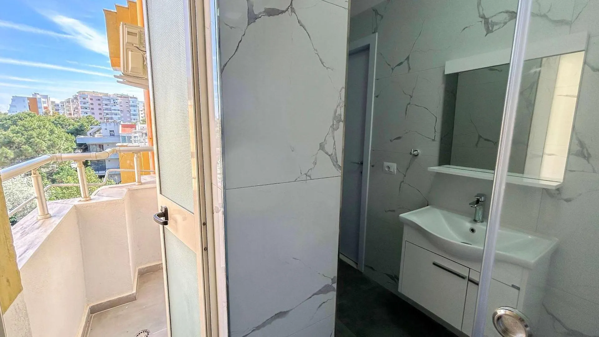 1 Bedroom 1019 Durres